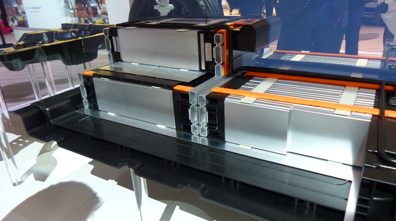 Illustration for article titled The Coolest Electrified Powertrain Tech I Found at the Paris Motor Show